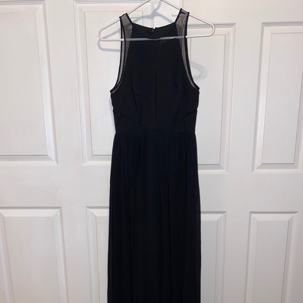 Vera Wang Mesh Cutout Sleeveless Gown - Picture 8 of 8